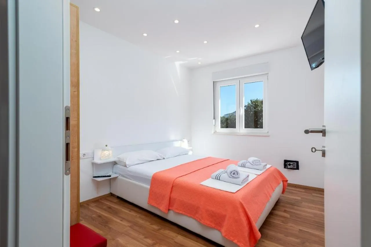 Apartmani Marko Trogir Apartamento